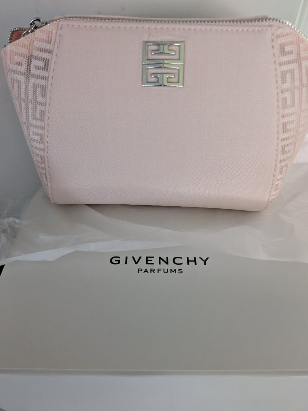 Givenchy cosmetics case pouch travel toiletries pink